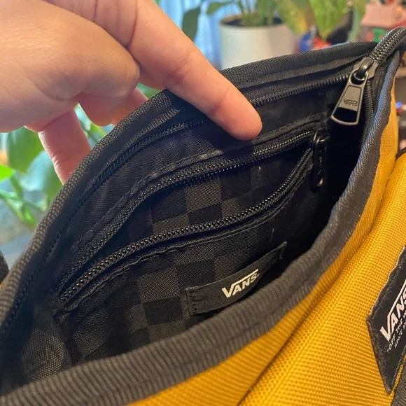 Vans Crossbody Bag - Picture 4 of 5